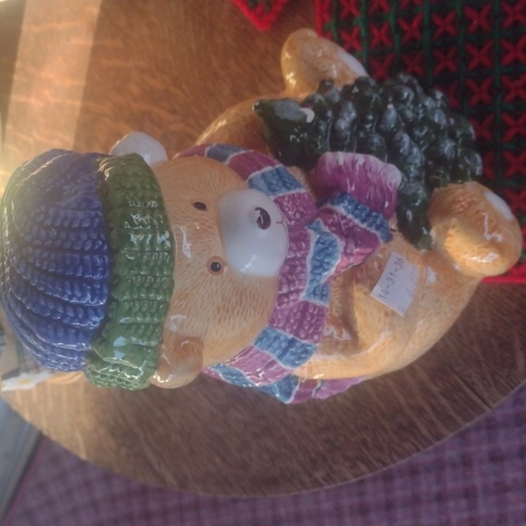 Festive Holiday Figurine Set with Santa and Bear(5pieces) - Picture 3 of 5